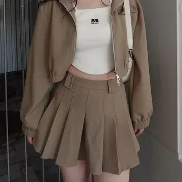 menot 플리츠 스커트 셋업