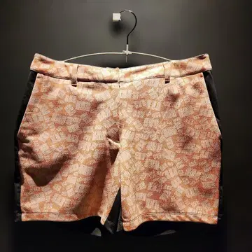 새상품급 빅 사이즈 먼싱웨어 오렌지와 블랙 패턴 숏팬츠