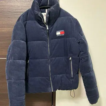 TOMMY JEANS 네이비 코듀로이 다운 자켓