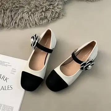 펌프스 로우힐 라운드토 펄 바이컬러 5cm 힐 아프지 않은