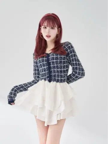 다리치 볼륨 프릴 트위드 니트 미니 원피스