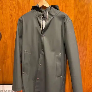 STUTTERHEIM 다크 그린 레인코트 S 사이즈