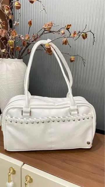 Yeomimm 화이트 합성 피혁 숄더백