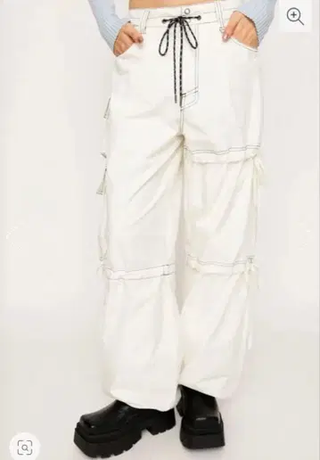 SLY 비대칭 카고 PT 화이트 카고 팬츠