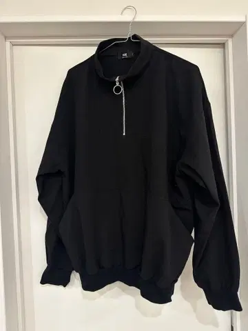 HARE 하프 지퍼 풀오버