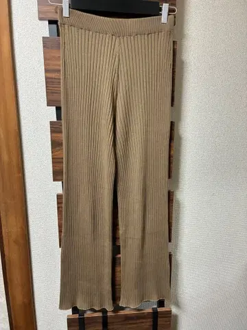 BEAUTY&YOUTH 리브 니트 팬츠 새상품 브라운 Free size