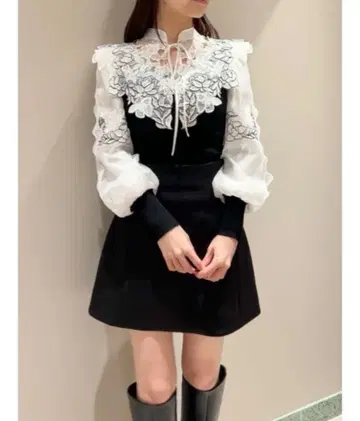 snidel 스나이델 레이스 칼라 니트 풀오버