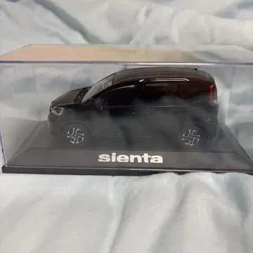 도요타 시엔타 미니카 블랙 1/30 스케일