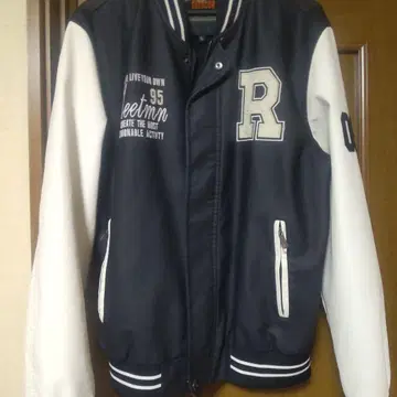 OUTDOOR XL 바시티 자켓 블랙/화이트 R로고