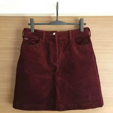 라코스테 코듀로이 스커트