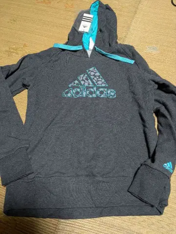 [ 택 포함 미사용 새상품 ] 아디다스 여성용 후드티 M 사이즈