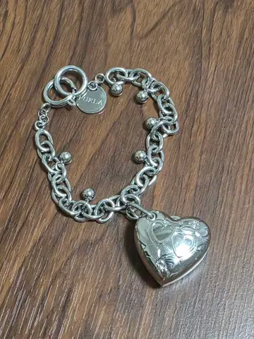 작동 확인 완료 FURLA 시계 하트 모양 참