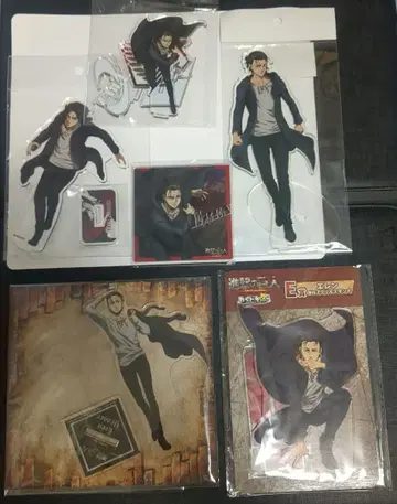 진격의 거인 엘렌 예거 아크릴 스탠드