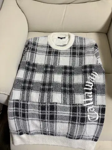 캘러웨이 골프 체크 무늬 스웨터 4L 사이즈