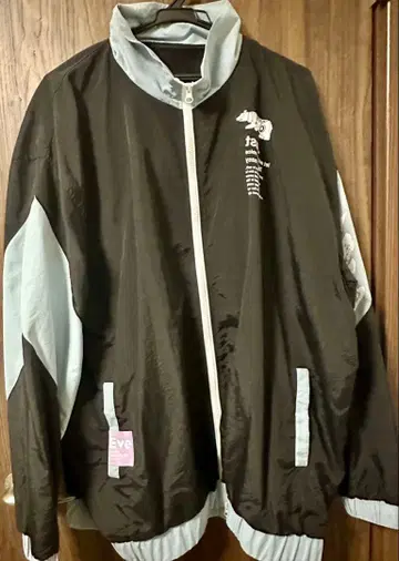 Eve 하나아라시 집업 자켓 블랙/L 사이즈