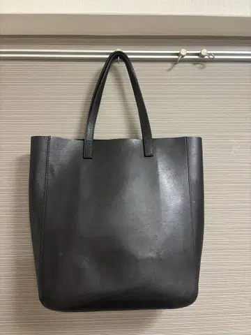 ADAM ET ROPE 블랙 가죽 토트백