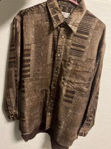 SIMPLE LIFE 기하학 패턴 브라운 패턴 셔츠