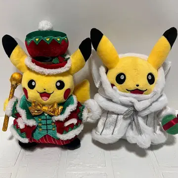 포켓몬 센터 한정판 피카츄 봉제 인형 크리스마스 세트 판매