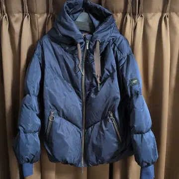 ayane 네이비 후드 부착 다운 자켓