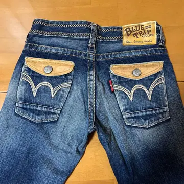 EDWIN BLUE TRIP 데님