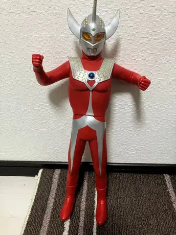 울트라맨 타로 소프트 비닐