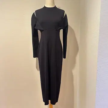 NOBLE 테이크오프 니트 원피스