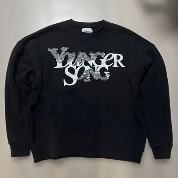 Younger Song 블랙 맨투맨