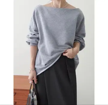 오메카시 오프숄더 맨투맨 그레이