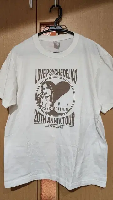 LOVE PSYCHEDELICO 셔츠