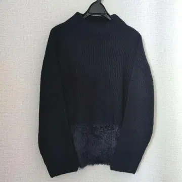 RADIATE 이소재 니트 보틀넥