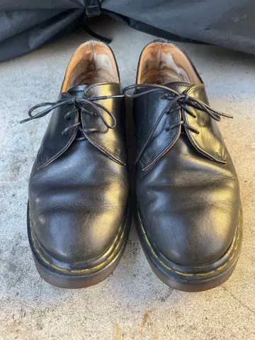 Dr.Martens 닥터마틴 8홀 부츠 남성용