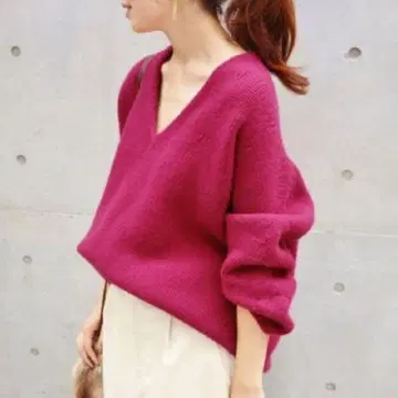 이에나 로우 게이지 라운드 실루엣 풀오버 니트