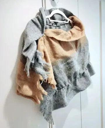 Fil D'araignee 바이컬러 숄