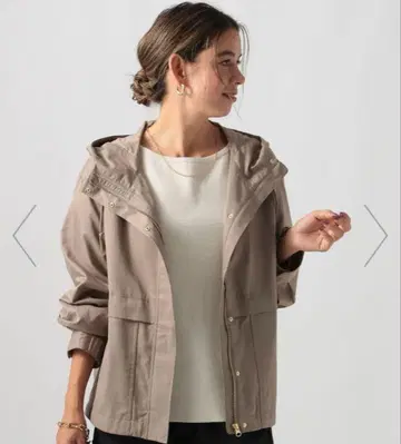 BAYFLOW 마운틴 후드티 발수 가공 그레이 베이지