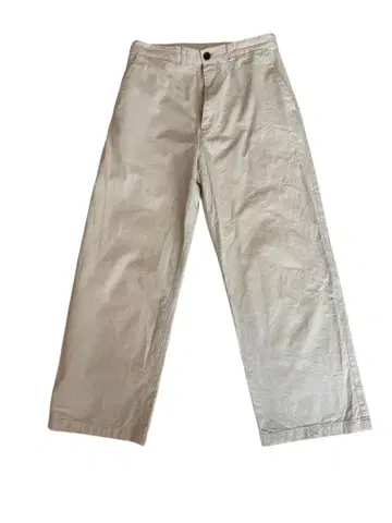 북유럽 생활 도구전 베이지 스트레이트 팬츠