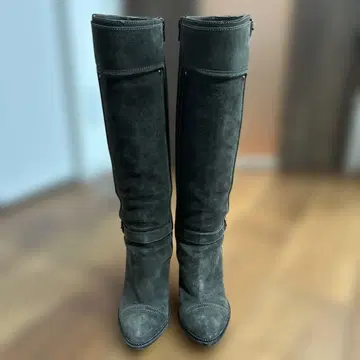 다크 그레이 스웨이드 롱 부츠 높은 힐