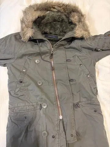 그레이 밀리터리 자켓 퍼 후드 부착