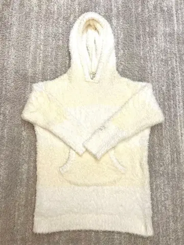 젤라또피케 보더 빅 후드티