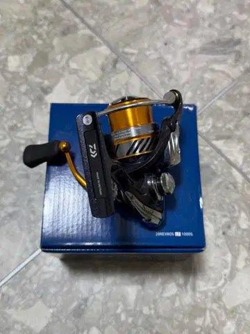 다이와 20 레브로스 LT1000S 중고품
