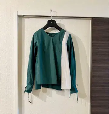 IHNN 다크 그린 화이트 긴팔 셔츠