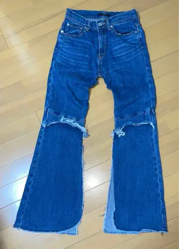 EMODA 부츠컷 데님 플레어 데님