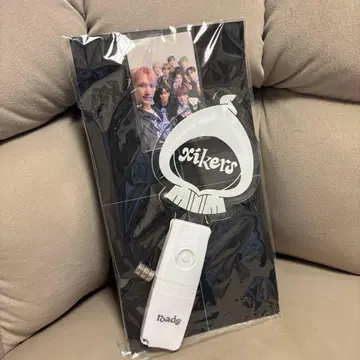 xikers LIGHTSTICK 포토 카드 포함