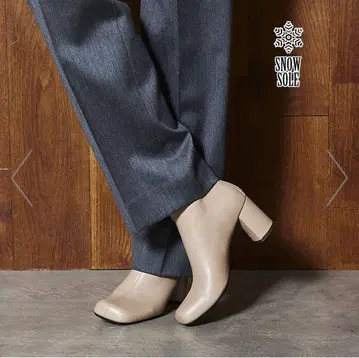 Au BANNISTER [스노우 밑창] 볼륨 발가락 숏부츠 37