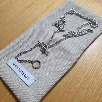 매디슨 블루 목걸이