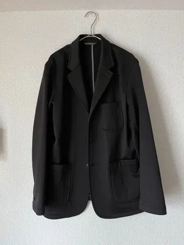 BEAMS 3 버튼 자켓