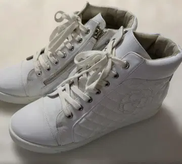 INGEBORG 하이컷 스니커즈 24.5