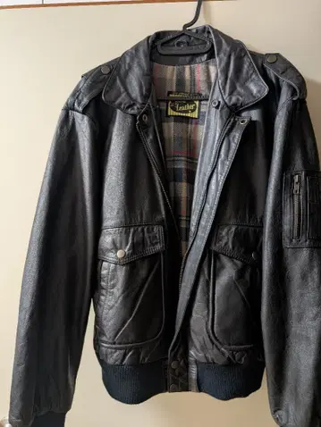 가죽 MA-1 플라이트 자켓 퍼 포함 소가죽 M 사이즈 중고품