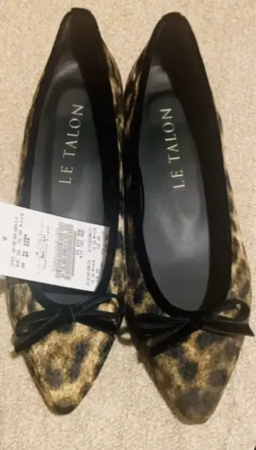 미사용 새상품 Le Talon 루탈론 레오파드 발레 슈즈 22.5cm