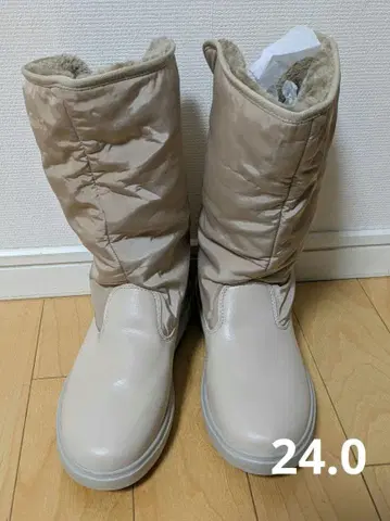 와일드 띵스 베이지 24cm 부츠 새상품급
