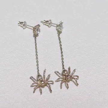 e.m. 거미 실버 귀걸이 (SILVER925) 양쪽 귀용